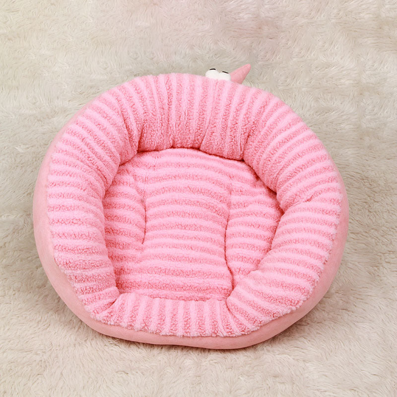 Round cartoon animal pet bed with chick face, product image 1