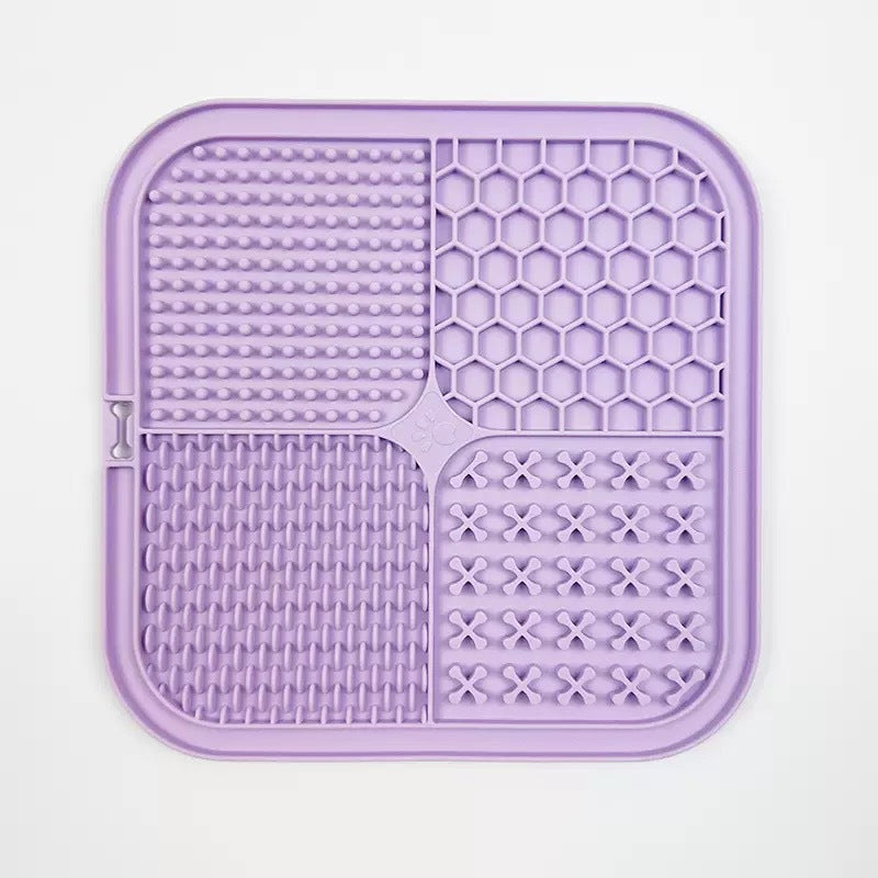 Silicone Slow Feeder Pet Mat with Suction Cups