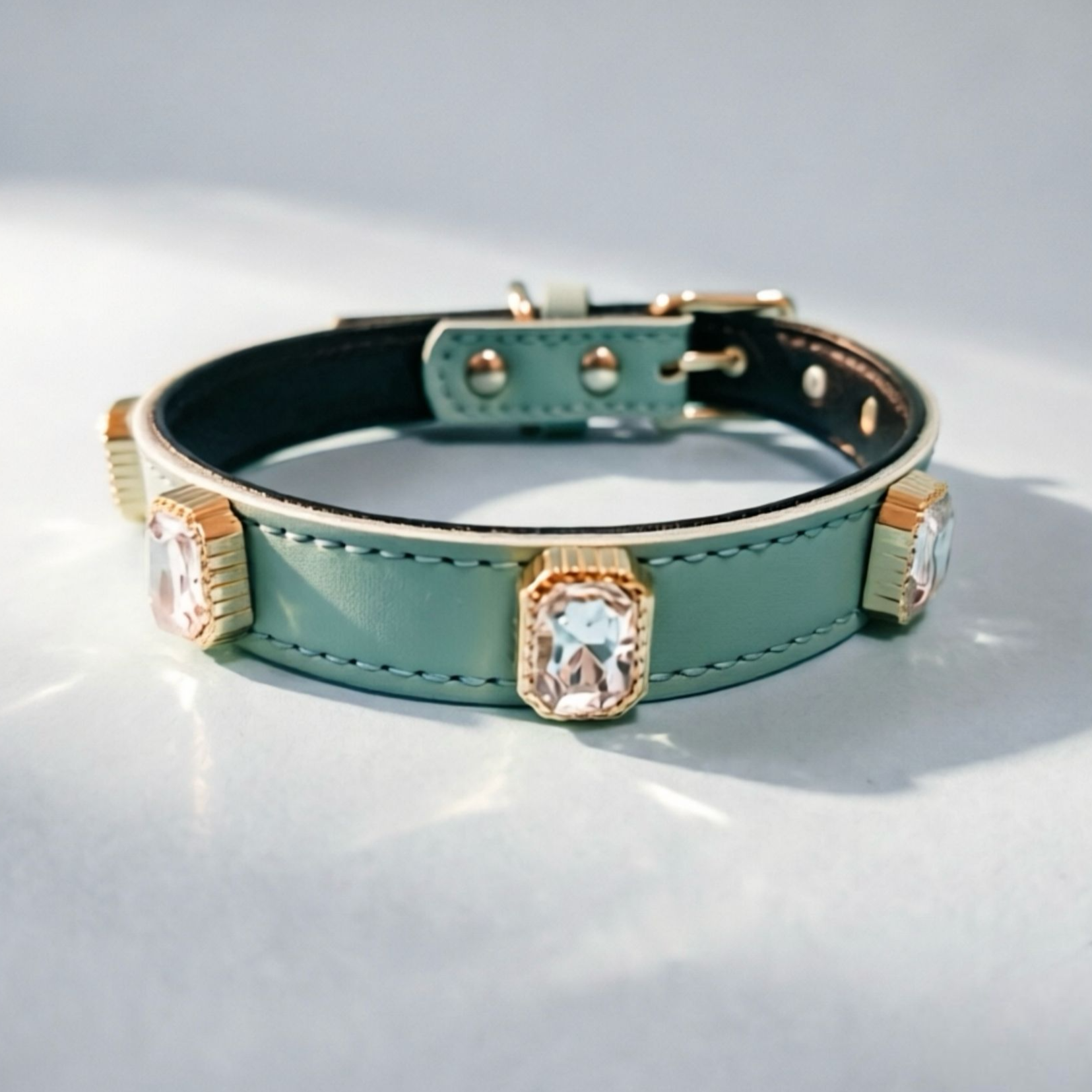 Cowhide leather dog collar with metal buckle, product image 15