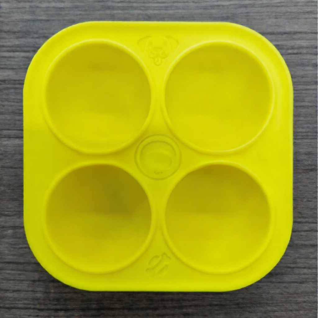 Four-Compartment Silicone Dog Snack Tray, Reusable and Easy to Clean, Yellow or Pink