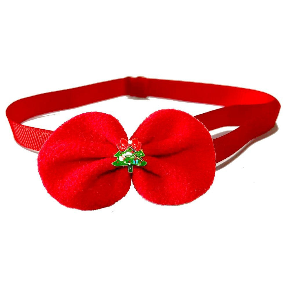 Christmas velvet pet scarf and hat set in Set 3, in a home setting