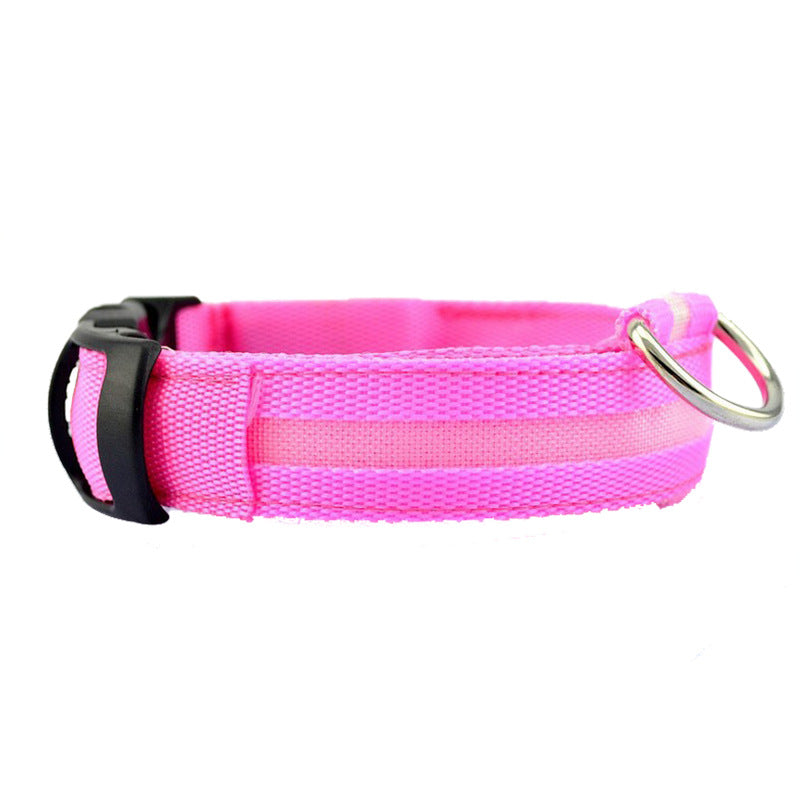 LED mesh dog collar with light modes in Pink, material detail