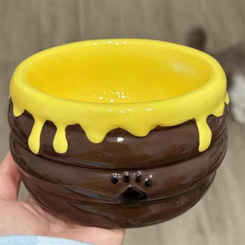 Cute Ceramic Anti-Spill Cat and Dog Food Bowl with Slanted Mouth and Non-Slip TPE Base