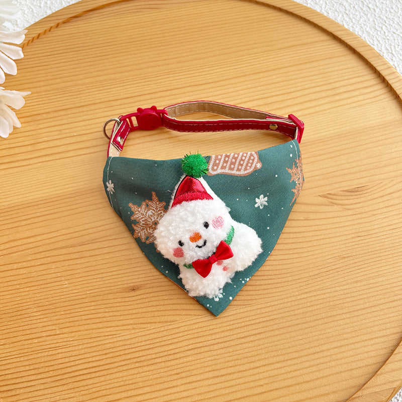 Christmas collar with triangle scarf for cats in Reindeer, top view