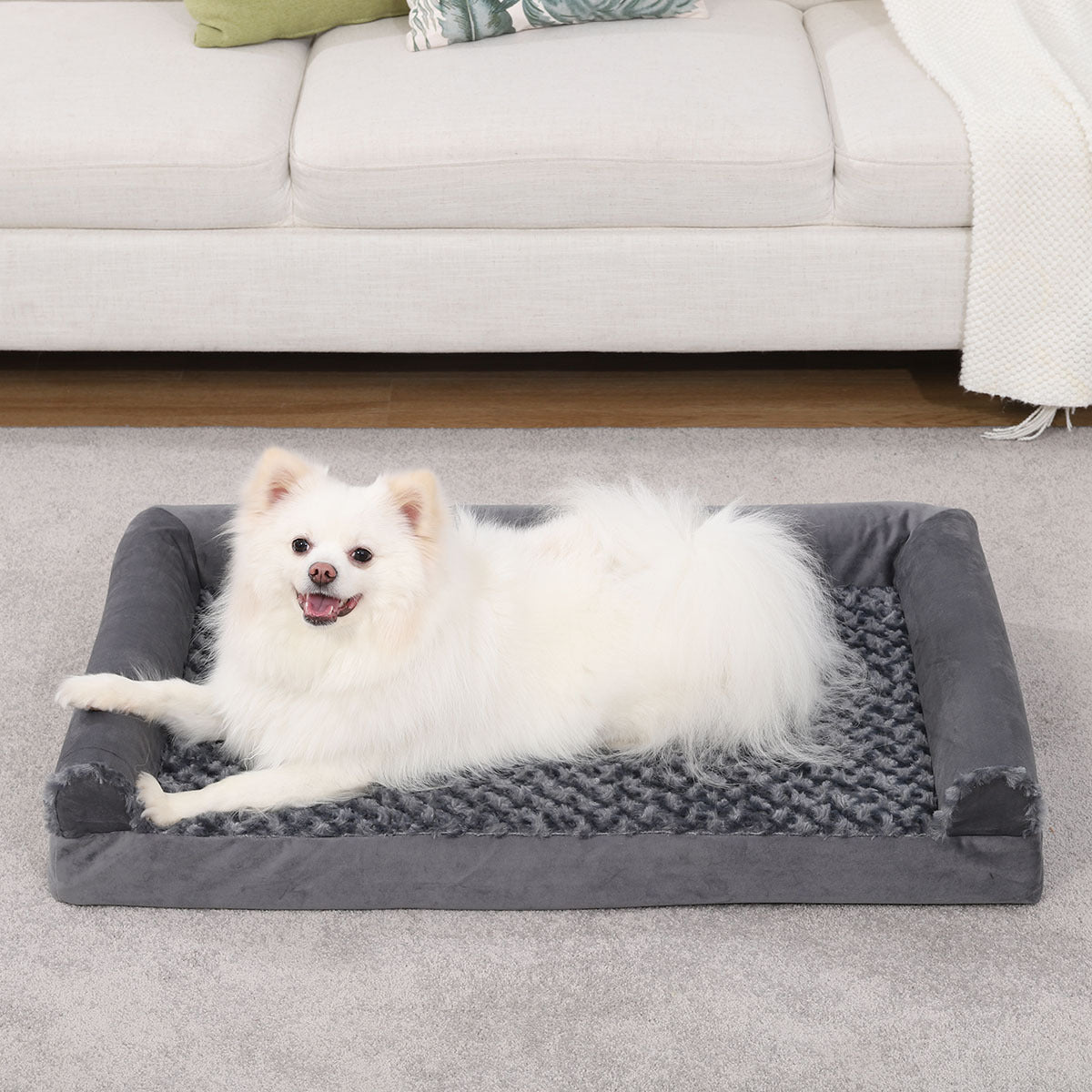 U-shaped velvet dog sofa bed with bolster, detail photo 2