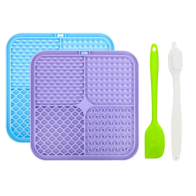 Silicone pet licking pad