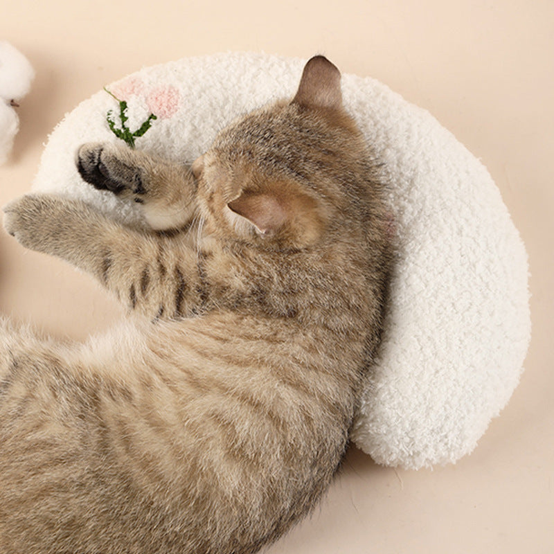 Plush crescent moon pet pillow for cats, product image 7