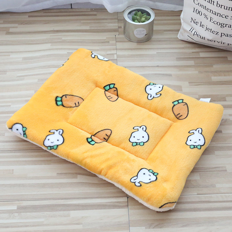 Paw print thick pet mat for cats and dogs