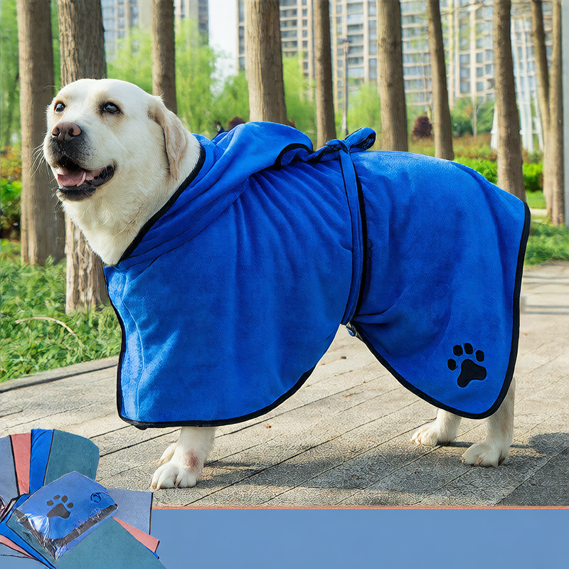 Microfibre pet bathrobe towel for dogs and cats in Blue, showing size and shape