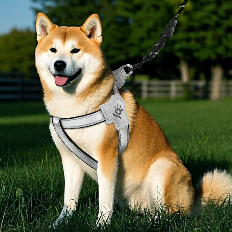 Escape-resistant reflective dog harness, available from Pet Royale UK