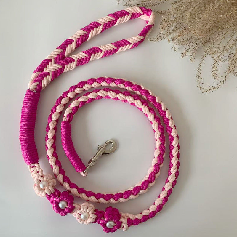 Festive braided leads for cats and small dogs in five colours