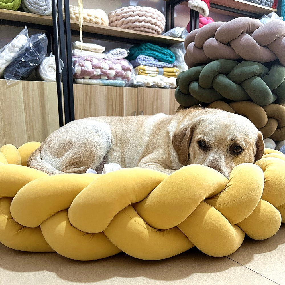 Hand-woven cotton rope pet bed in lemon yellow