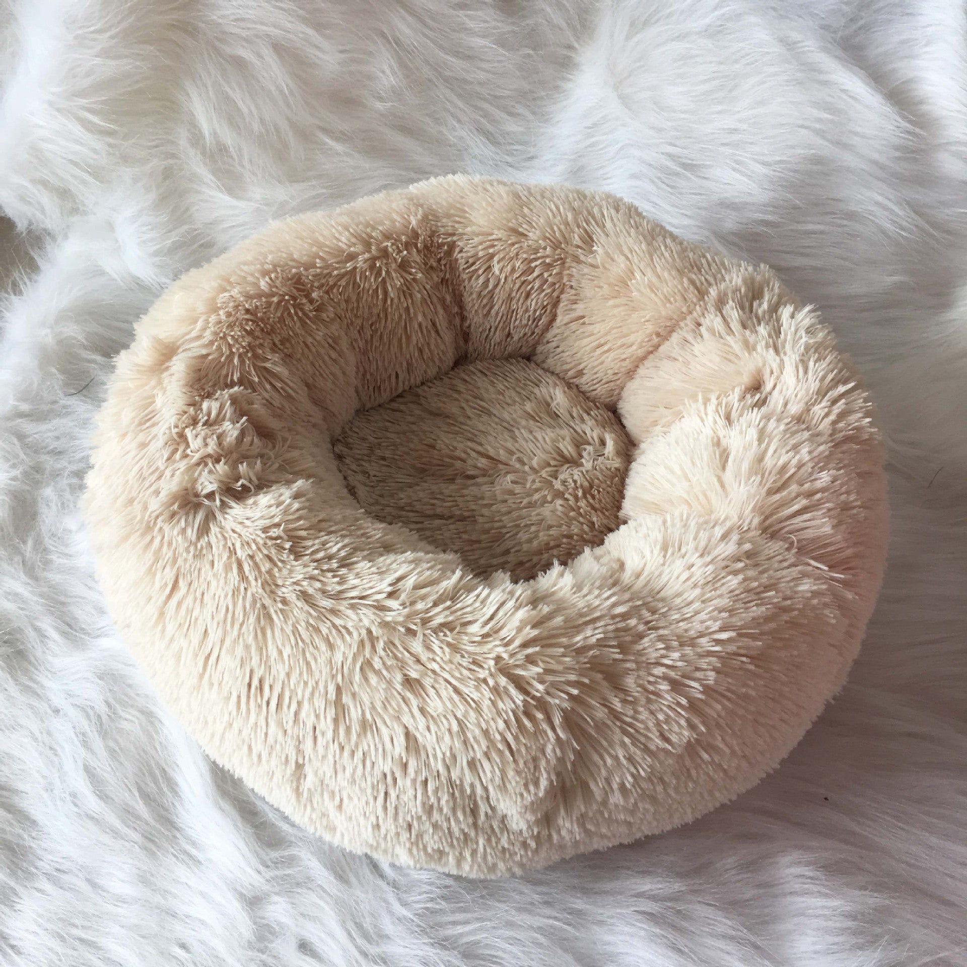 Round velvet cat bed mat for winter in Beige, size 50cm