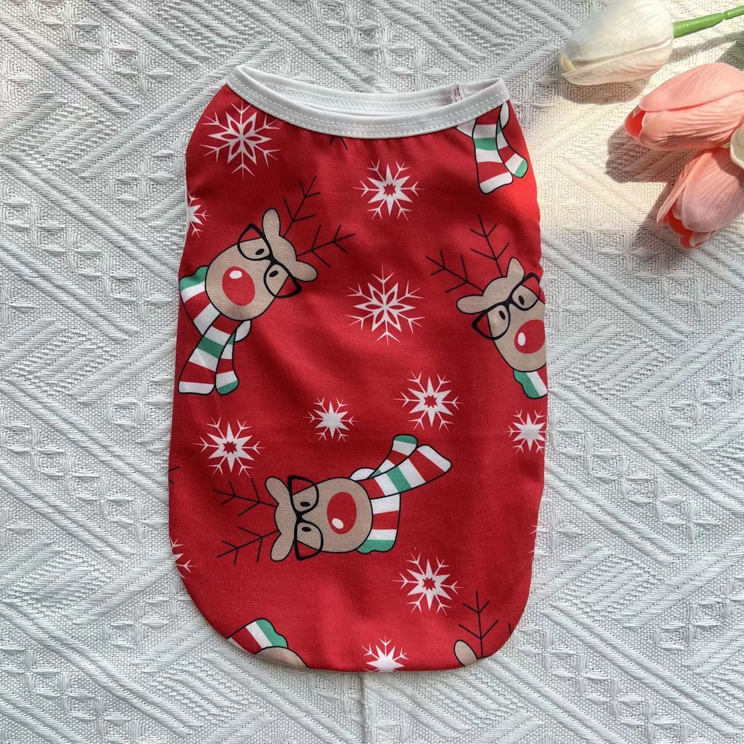 Lightweight Christmas dog vest in breathable polyester, in use with a pet