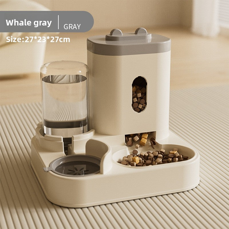 Automatic cat feeder