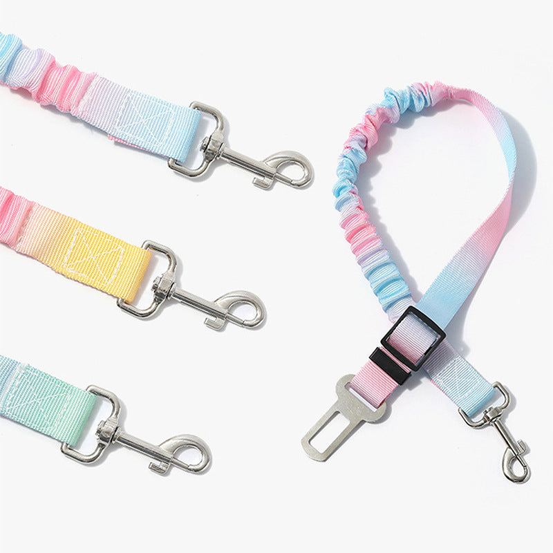 Retractable pet car seat belt for dogs and cats, product photo