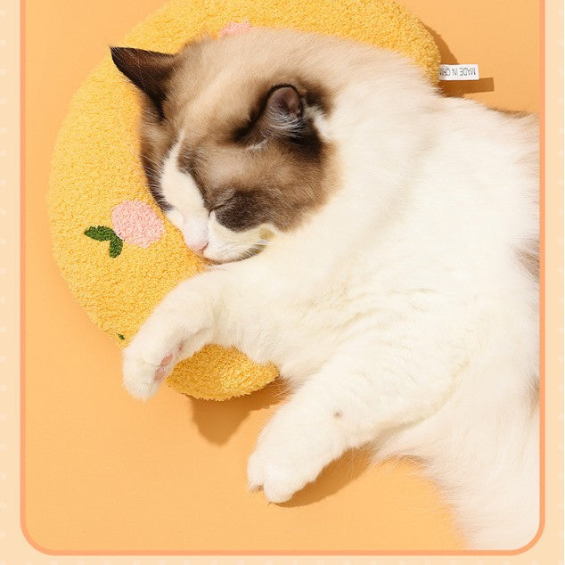 Plush crescent moon pet pillow for cats, product image 4