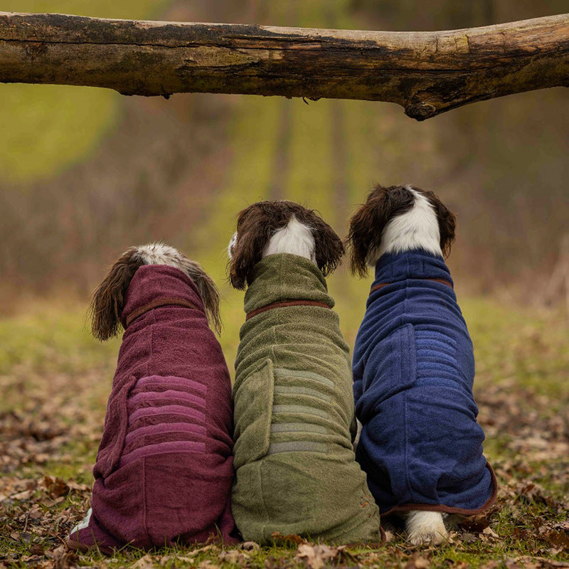 Double layer microfibre bathrobe for dogs and cats in Navy Blue, close-up detail