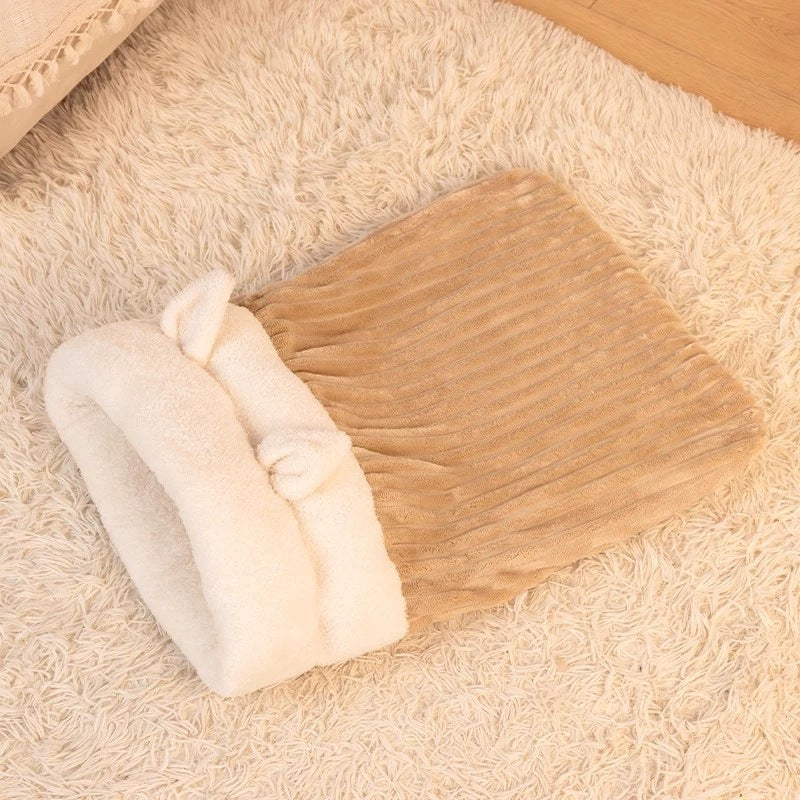 Warm plush tunnel sleeping bag bed for kittens and cats, product image 18