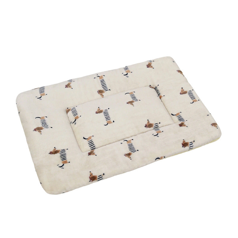 Thick plush pet sleeping mat with brown bear print, view 5
