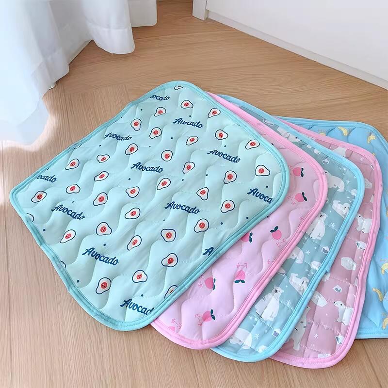 Printed ice silk cooling mat for dogs, main product photo
