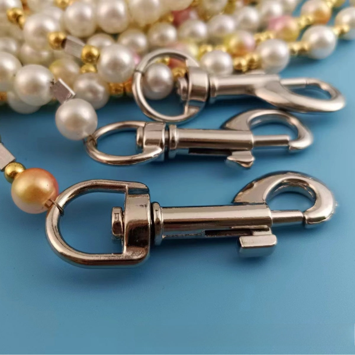 Pearl beaded harness lead for dogs and cats, close-up detail view