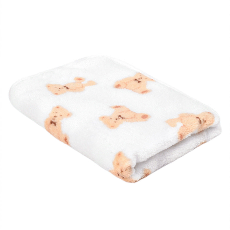 Coral fleece pet blanket with print in White Bear, size 52 x 76cm