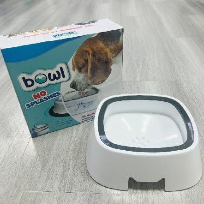 White PP Pet Drinking Water Bowl for Cats and Dogs, Easy to Clean for Indoor Use