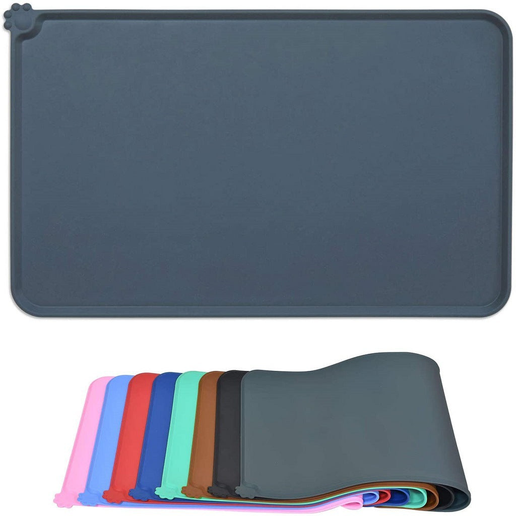 Silicone pet feeding mat with raised edges in grey