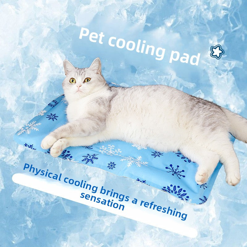 Cool-touch pet cooling mat with ice bear print, product image 1