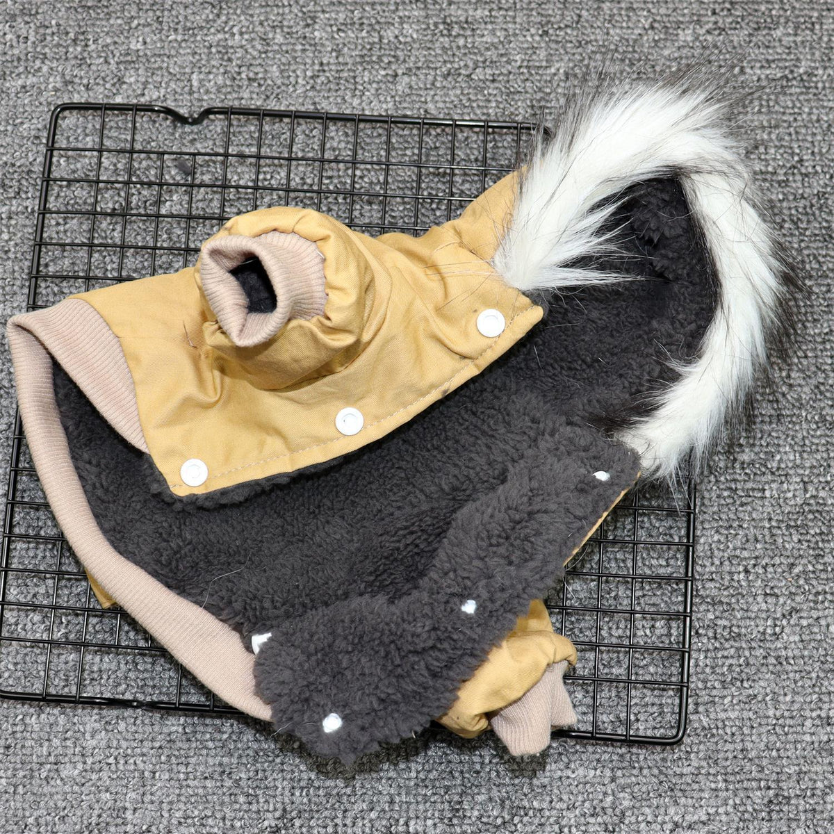Padded mountain style winter dog jacket, available in 3 colours, image 3