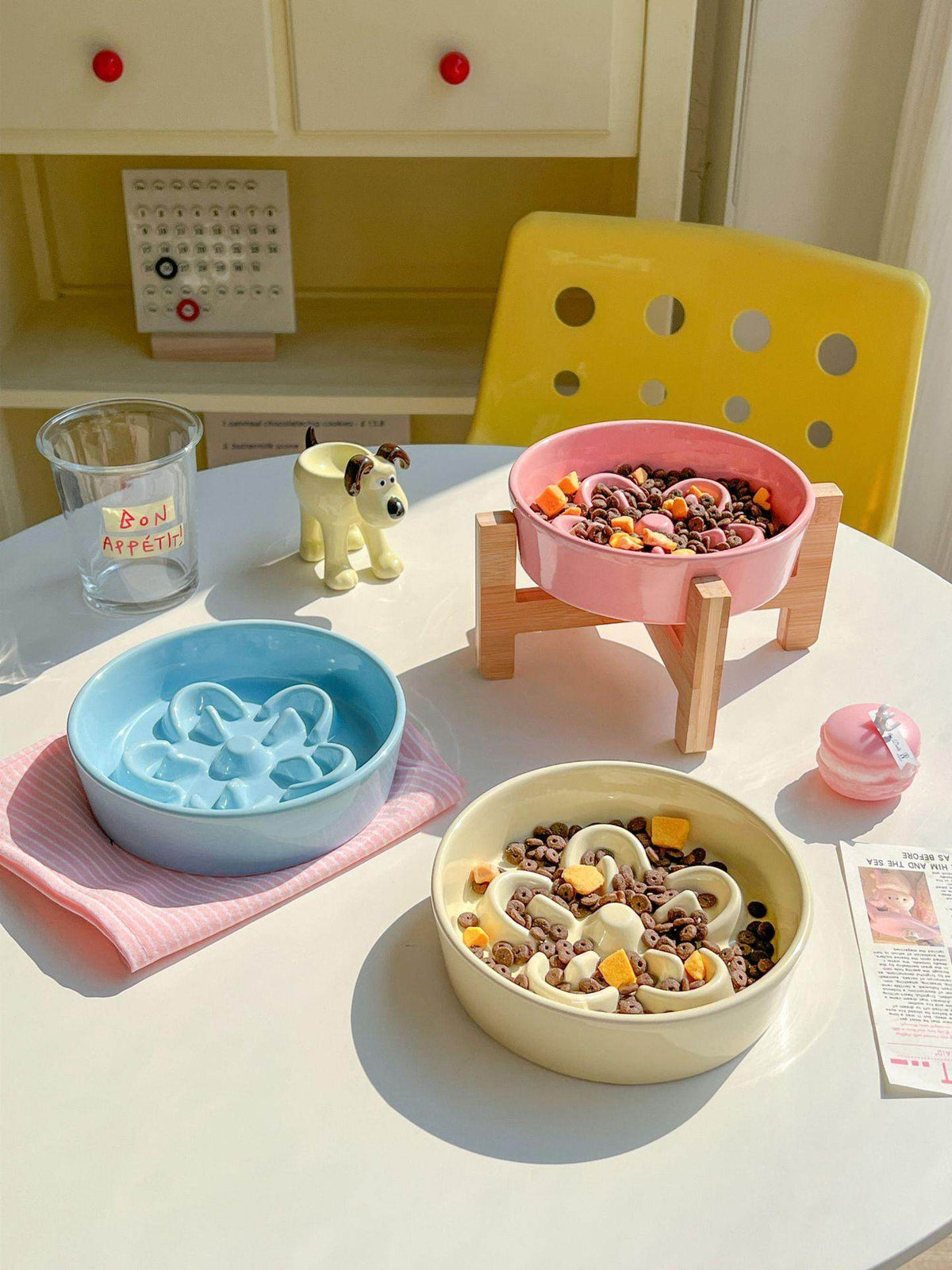 Flower-Shaped Ceramic Slow Feeder Pet Bowl with Wooden Stand for Cats and Dogs