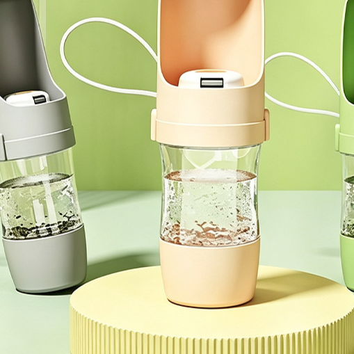 Dog water bottle with built-in bowl and squeeze spout from Pet Royale, photo 2 of 8