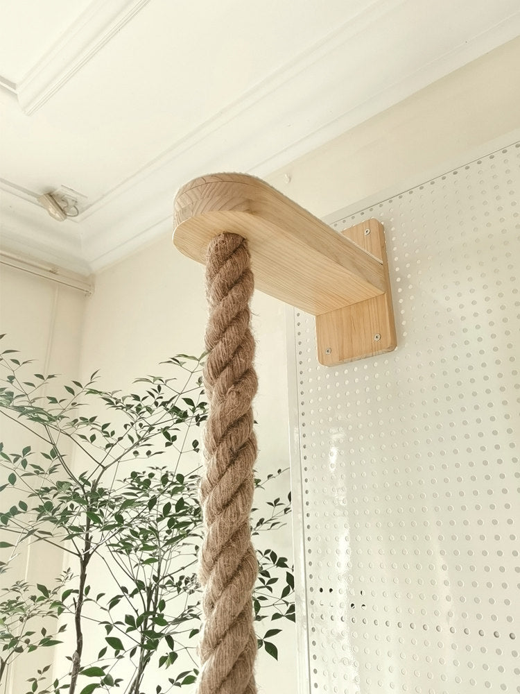 Solid wood cat climbing frame with thick hemp rope