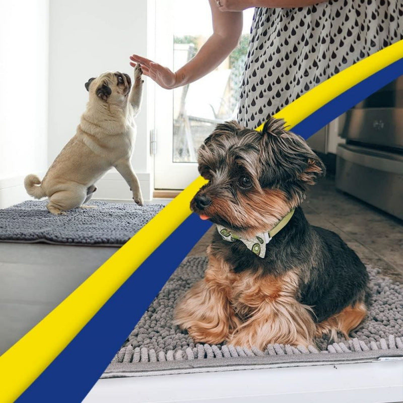 Absorbent chenille pet mat with non-slip base in grey, photo 4