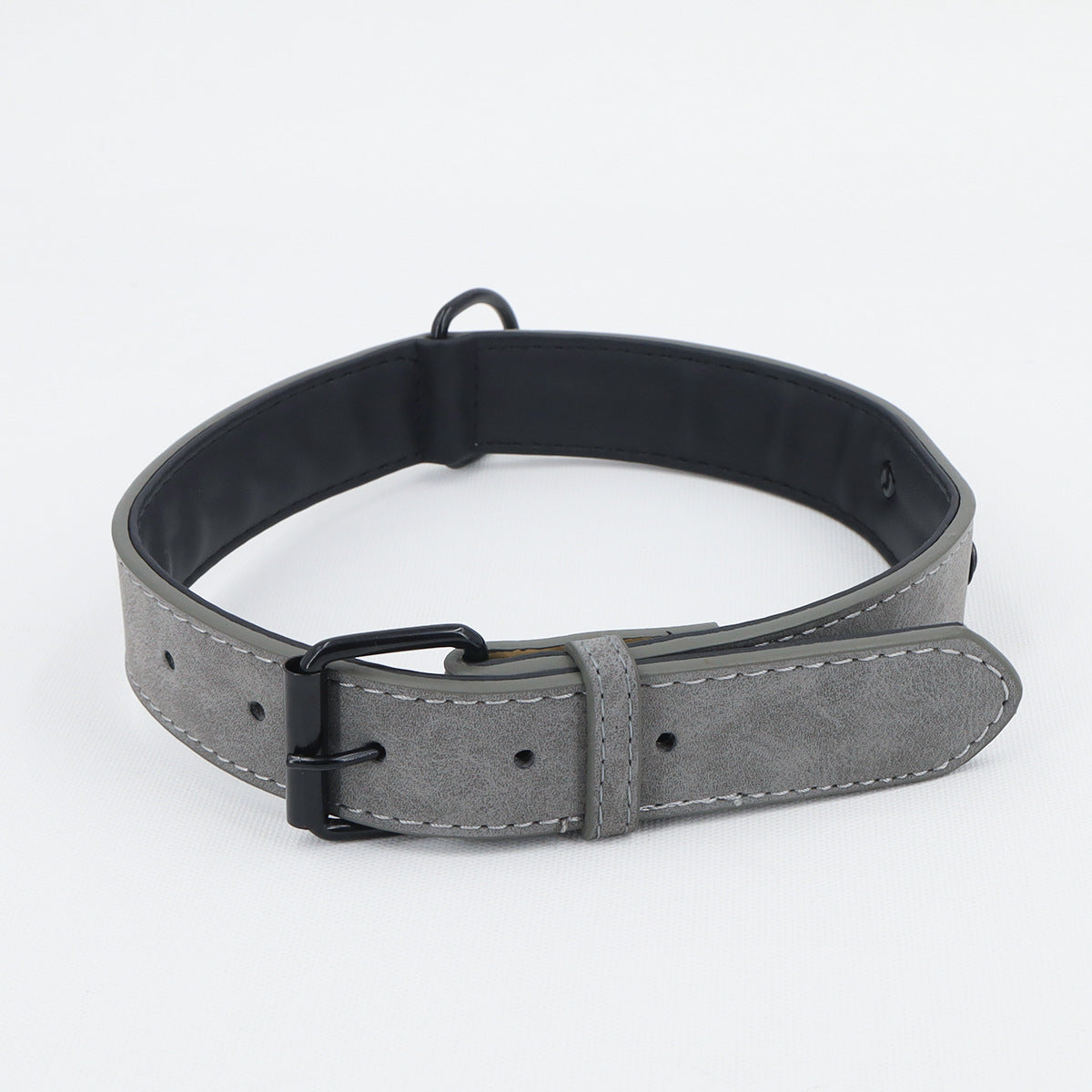 Leather look dog collars in seven colours and five sizes