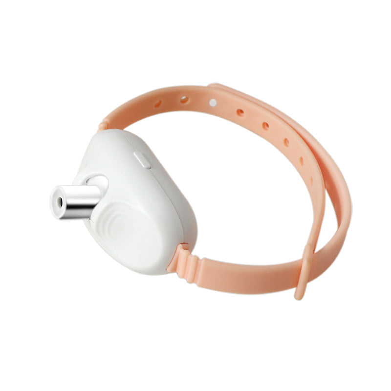 Laser play collar for cats in Pink, showing size and shape