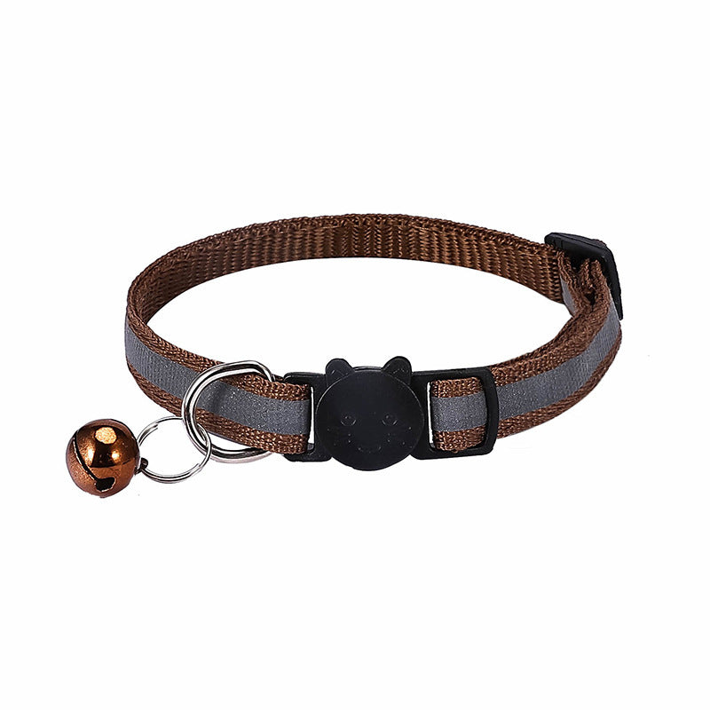 Reflective cat collar with cat-head buckle, ideal for everyday use