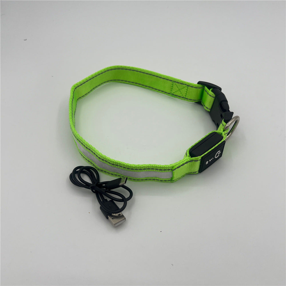 Adjustable LED light up dog collar in Blue, material detail