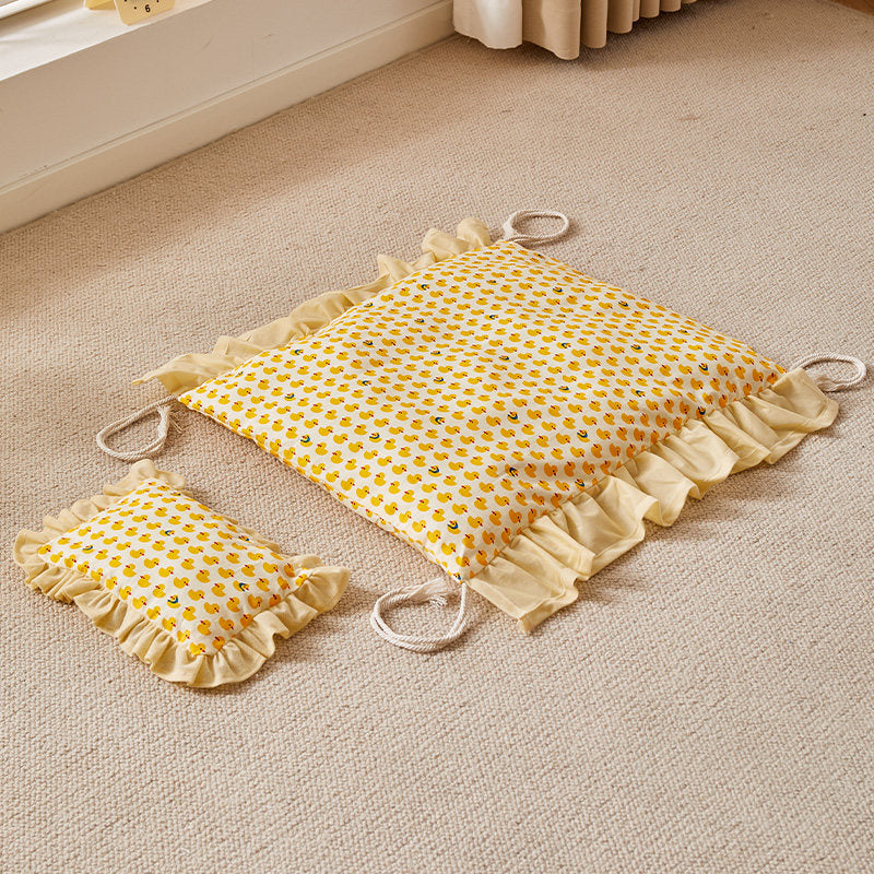 Small dog and cat cushion bed up to 15kg, full product photo