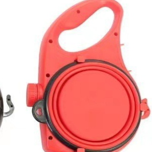 3-in-1 dog lead with water bottle handle, available from Pet Royale UK