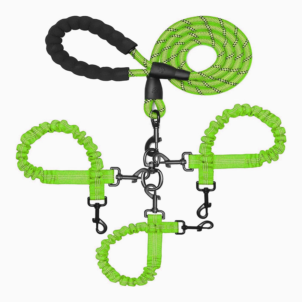 Reflective elastic dog lead with three clip points in red