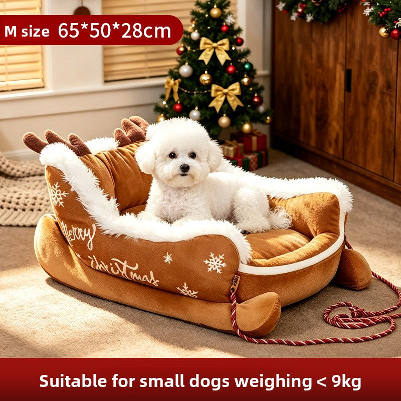 Christmas sleigh pet bed with warm plush lining, photo 9 of 10