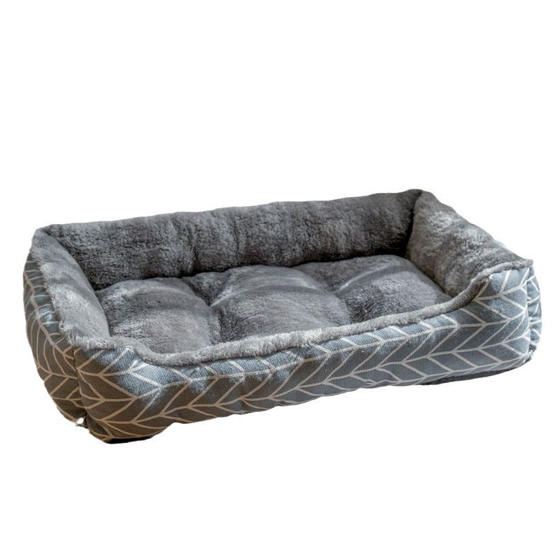 Enclosed kennel style pet bed with blue kitten print and velvet lining, photo 5