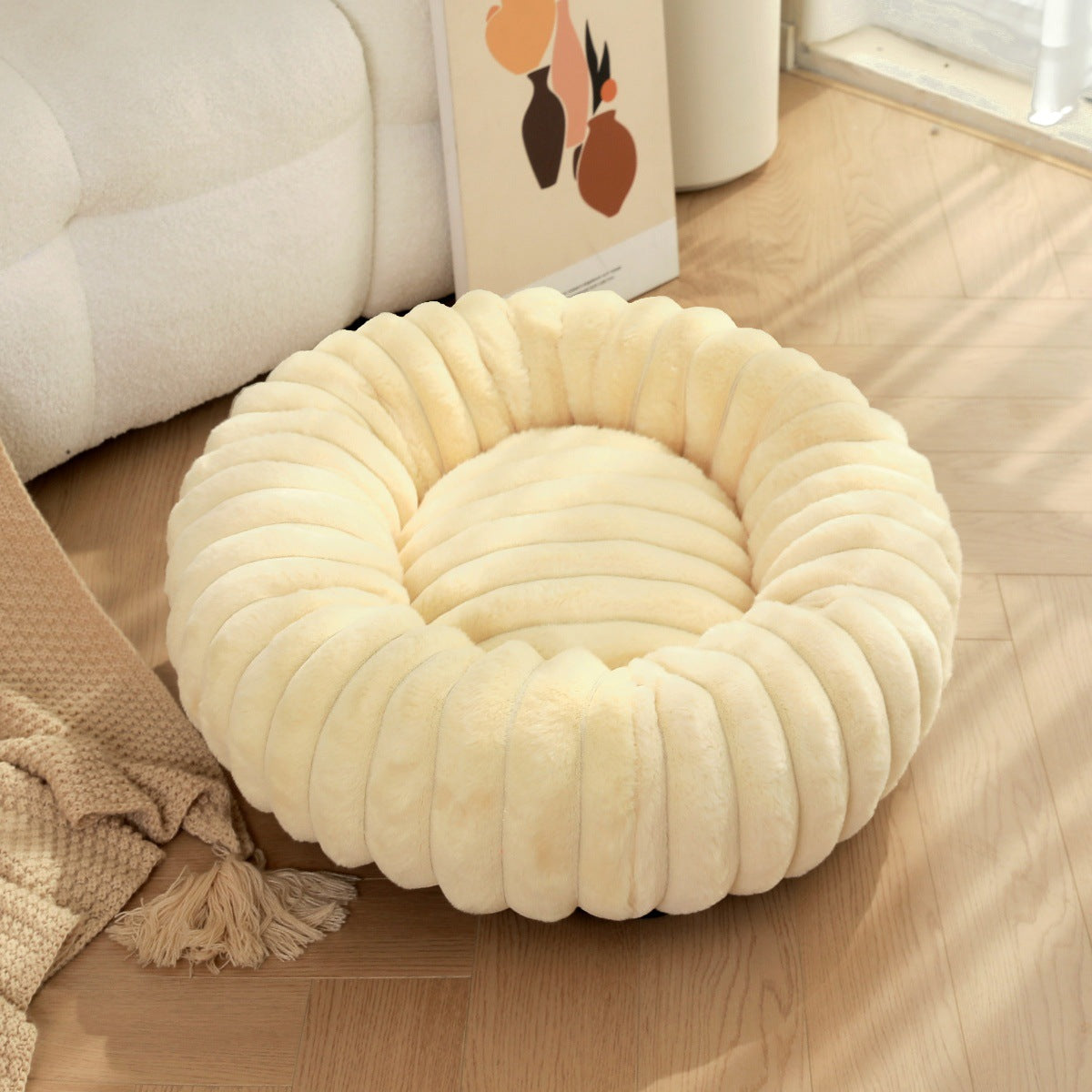 Plush round faux fur pet nest for cats, photo 37 of 80