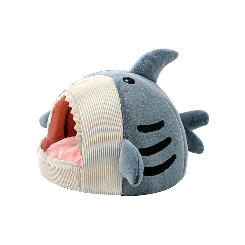 Shark shaped enclosed pet den bed, photo 14 of 14