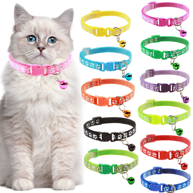 Elastic nylon cat collar with bell and paw print patch, product image 1