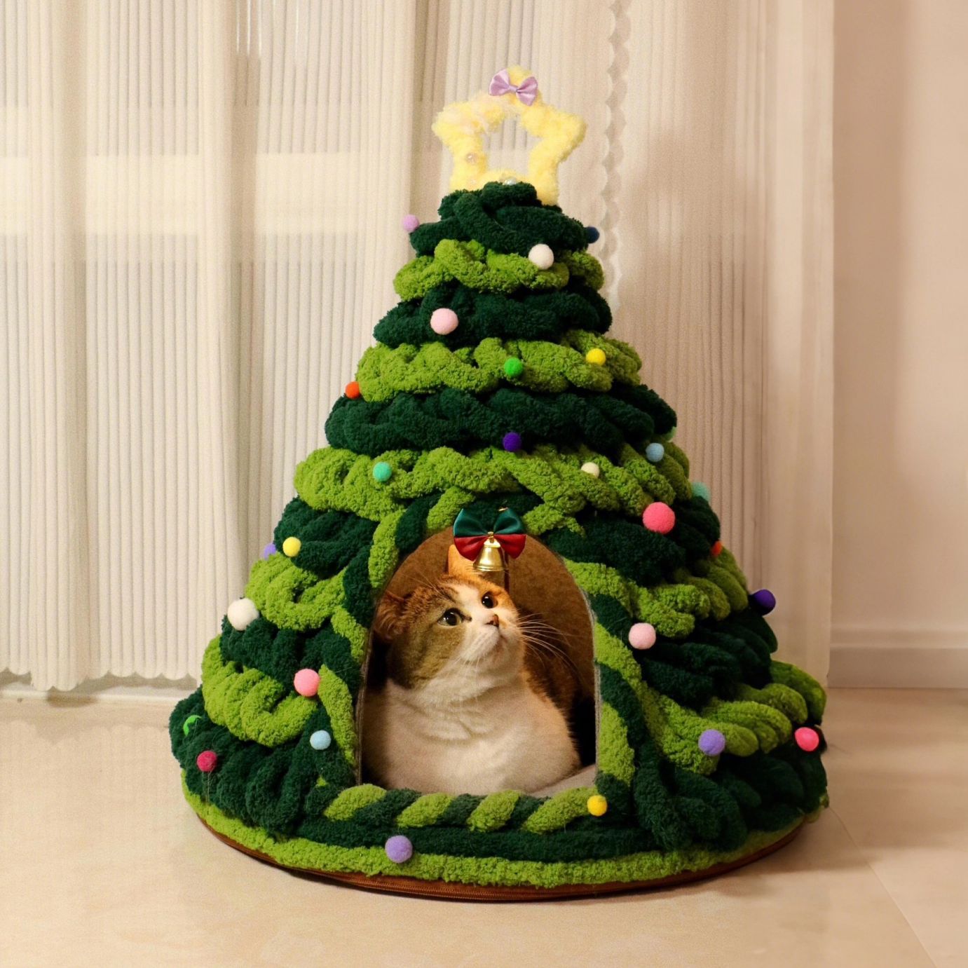 Christmas tree knitted cat nest with soft cushion inside, product overview photo