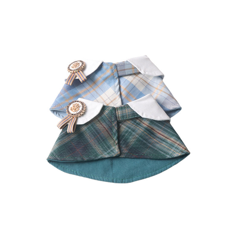 Checked cotton pet cape collar for dogs and cats in Green, showing size and shape