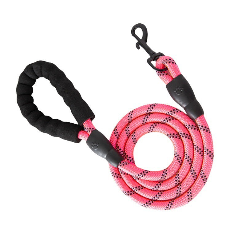 Reflective nylon dog lead, ideal for everyday use